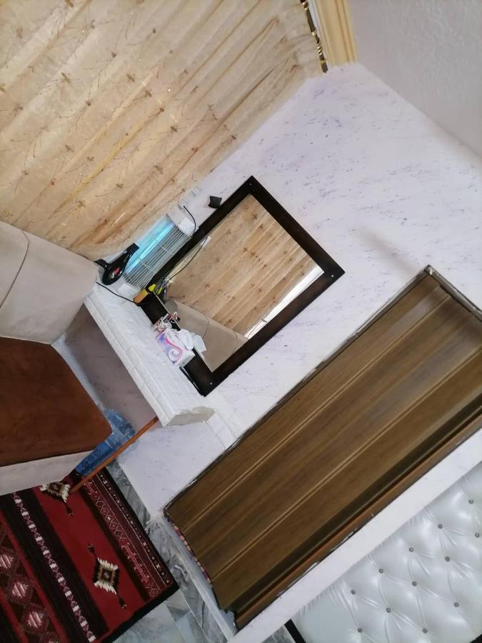 Guest House Hazem Al Azraq ash Shamālī Buitenkant foto