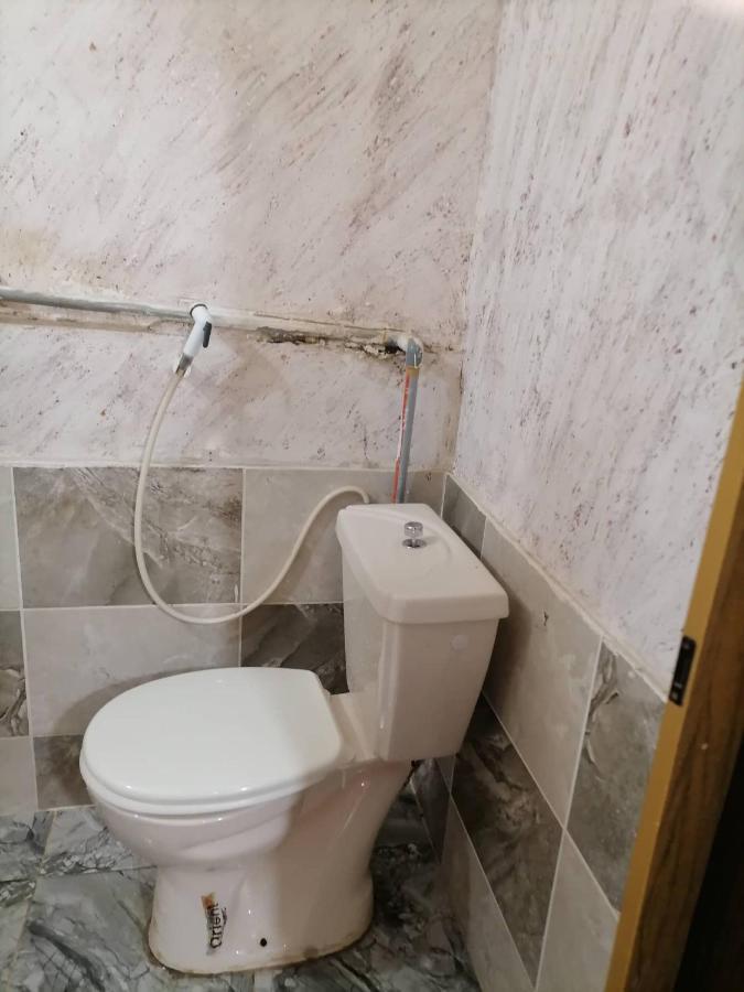 Guest House Hazem Al Azraq ash Shamālī Buitenkant foto